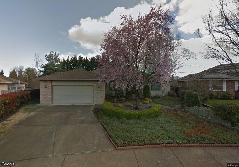 726 Vincent Ave, Central Point, OR 97502 - photo 1