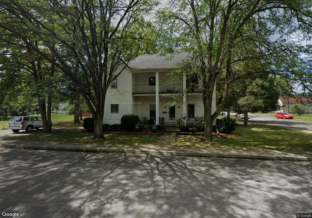 406 Hendricks St, Berne, IN 46711 - photo 1