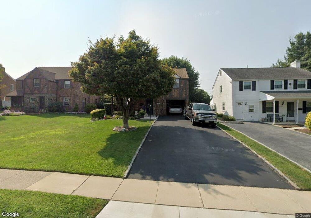 1525 Brierwood Rd, Havertown, PA 19083 - photo 1