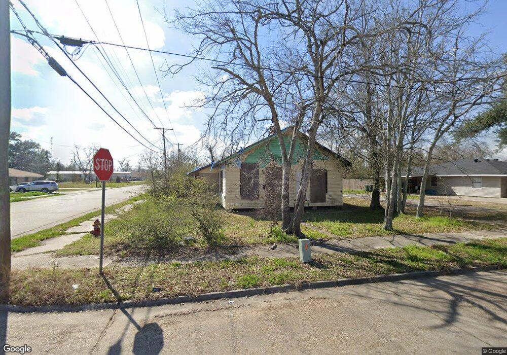 1630 Gieffers St, Lake Charles, LA 70601 - photo 1