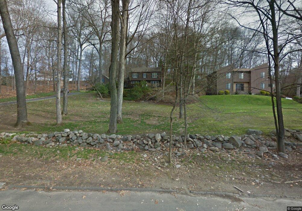 26 Blue Rock Dr, Stamford, CT 06903 - photo 1