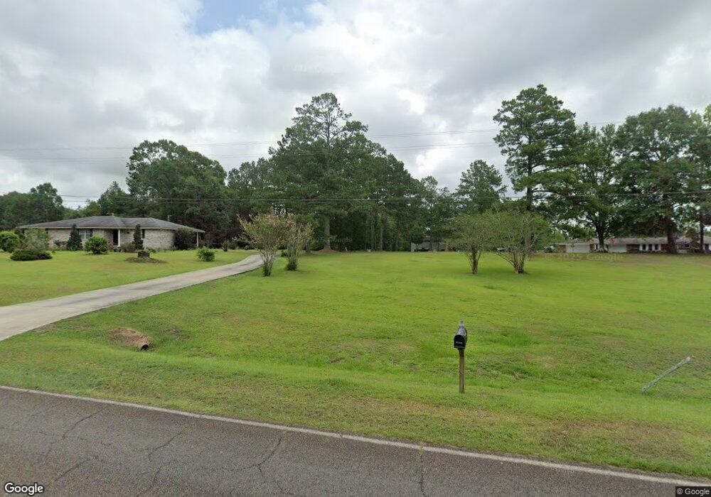 2134 Quinlivan Rd, McComb, MS 39648 - photo 1