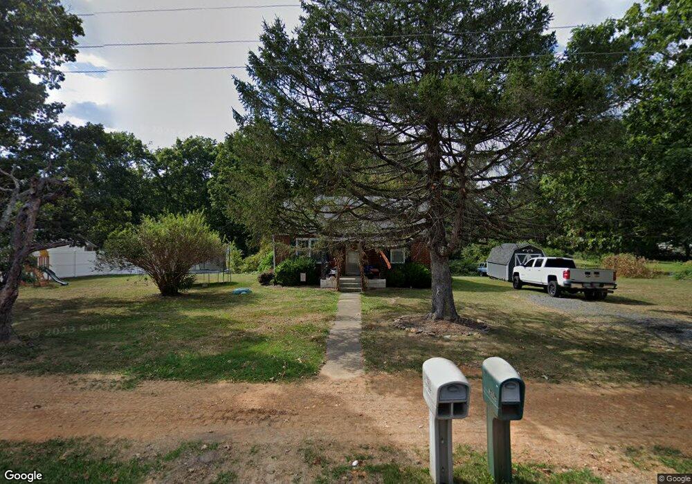 613 Mt Torrey Rd, Lyndhurst, VA 22952 - photo 1