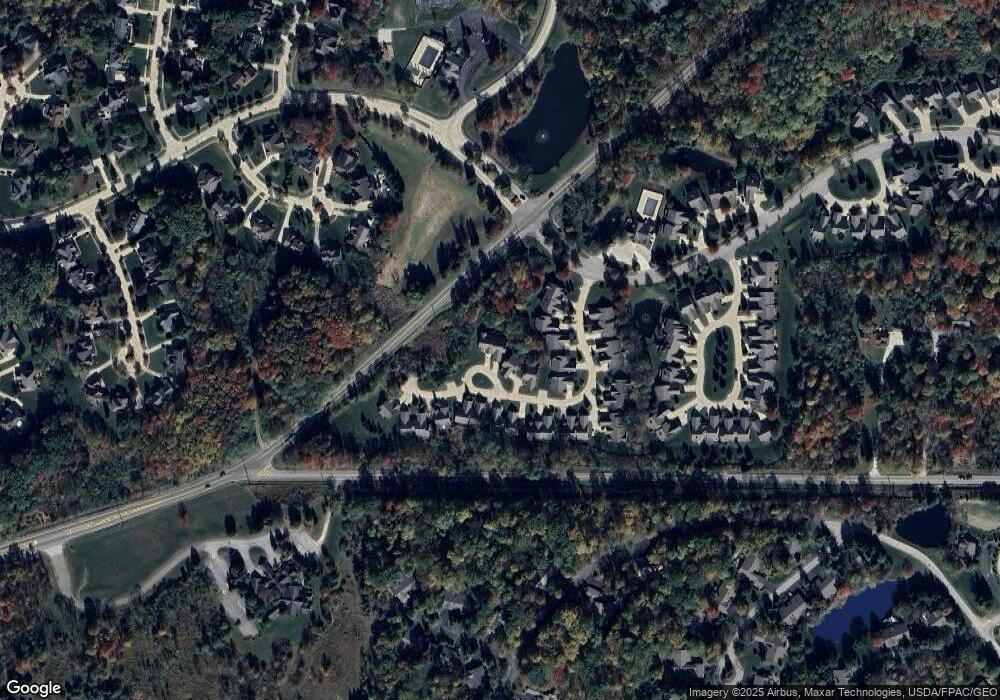 728 Elmwood Point unit 9, Aurora, OH 44202 - photo 1