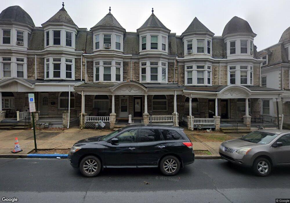 1646 Mineral Spring Rd, Reading, PA 19602 - photo 1