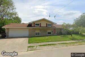 207 14th St, Charleston, IL 61920
