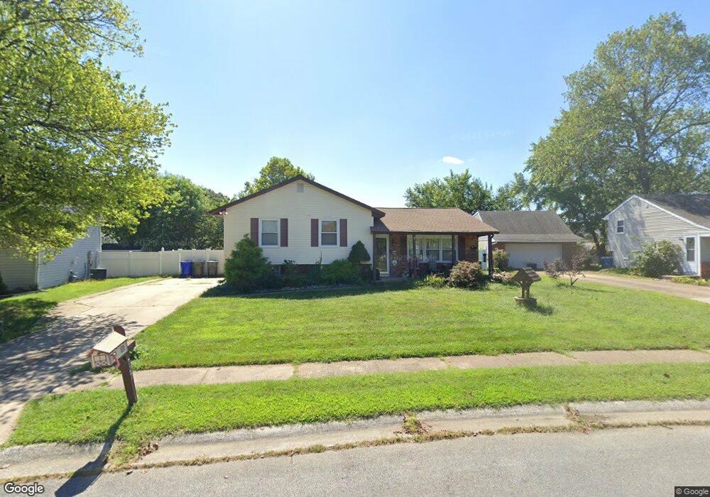 727 Manfield Rd, Newark, DE 19713 - photo 1