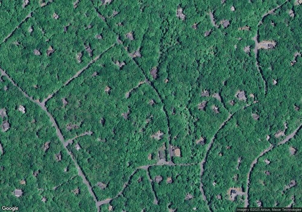 112 Cottonwood Dr, Hawley, PA 18428 - photo 1