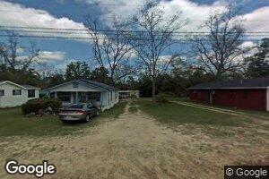 902 Railroad St N, Broxton, GA 31519