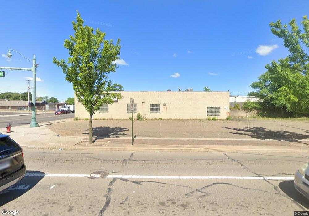 909 Tuscarawas St W, Canton, OH 44702 - photo 1