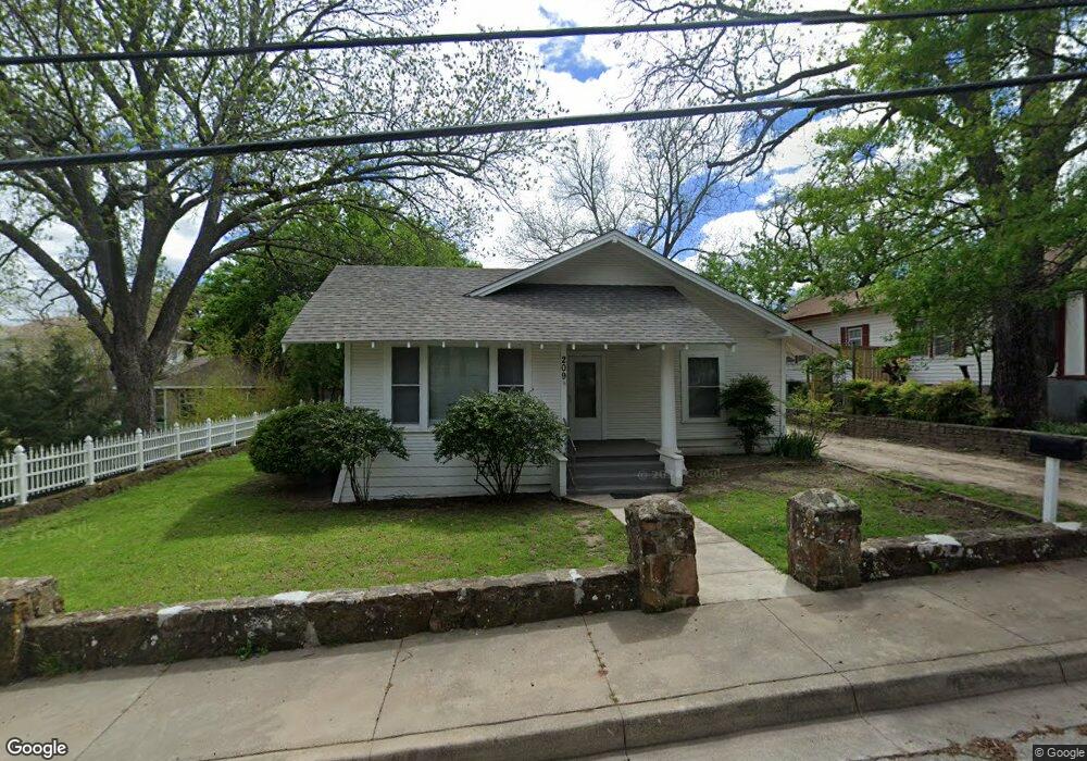 209 W Couts St, Weatherford, TX 76086 - photo 1