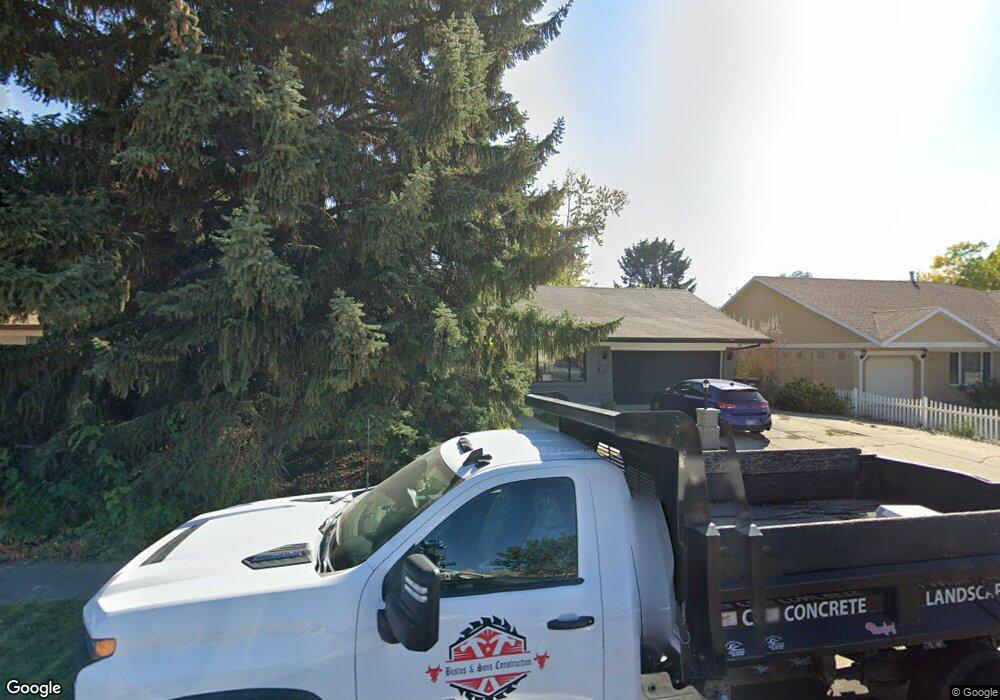 226 E Twin Peaks St, Midvale, UT 84047 - photo 1