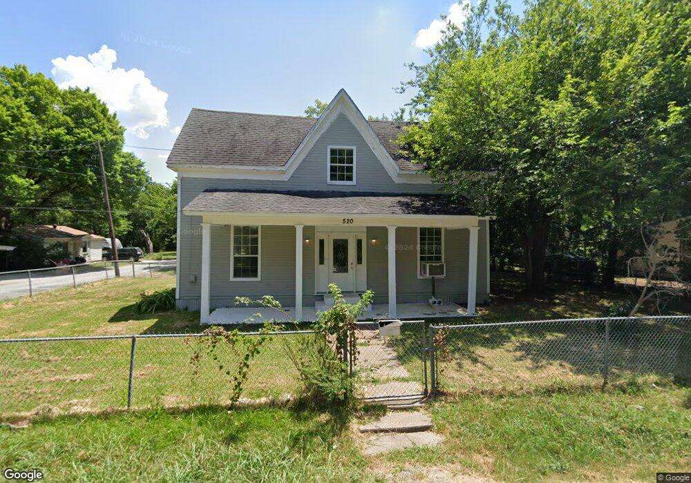 520 E 8th St, Bonham, TX 75418 - photo 1