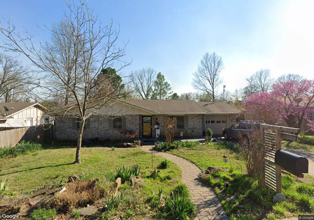 318 Tanglewood Dr, Tahlequah, OK 74464 - photo 1