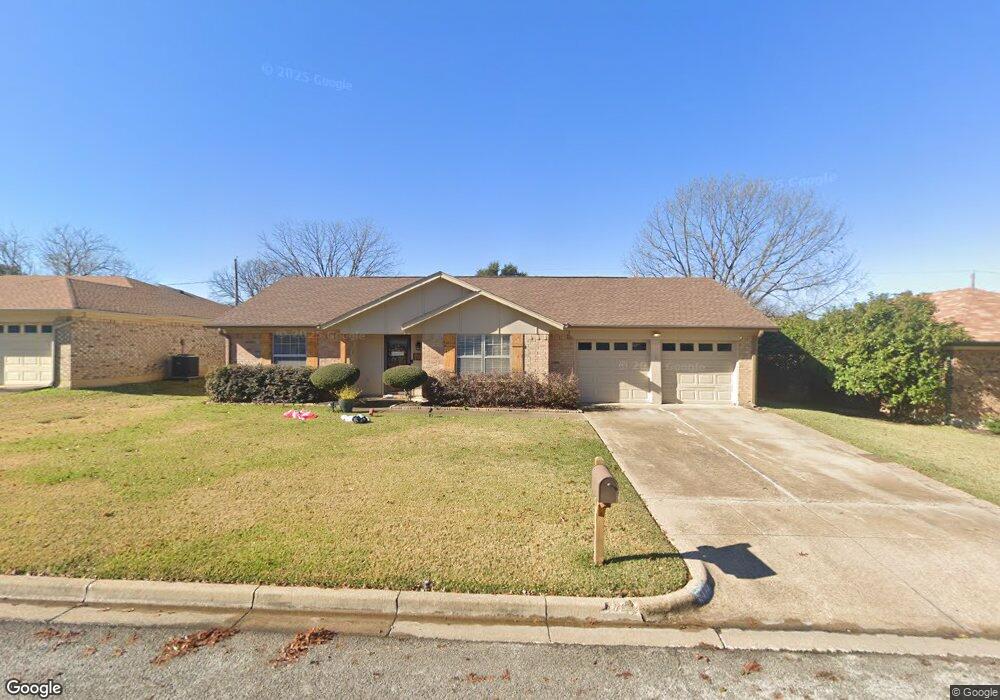 5349 Colorado Blvd, North Richland Hills, TX 76180 - photo 1