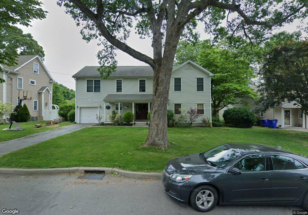 547 Davis Rd, Fairfield, CT 06825 - photo 1