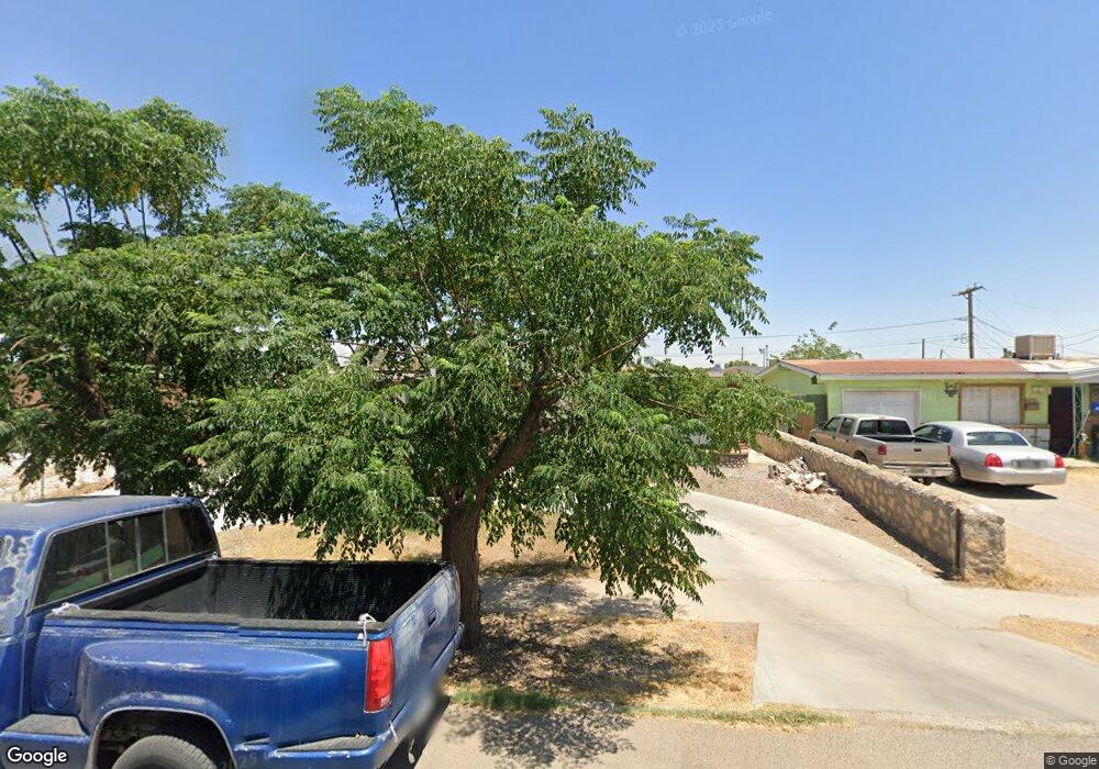 346 Maricela Dr, El Paso, TX 79915 - photo 1