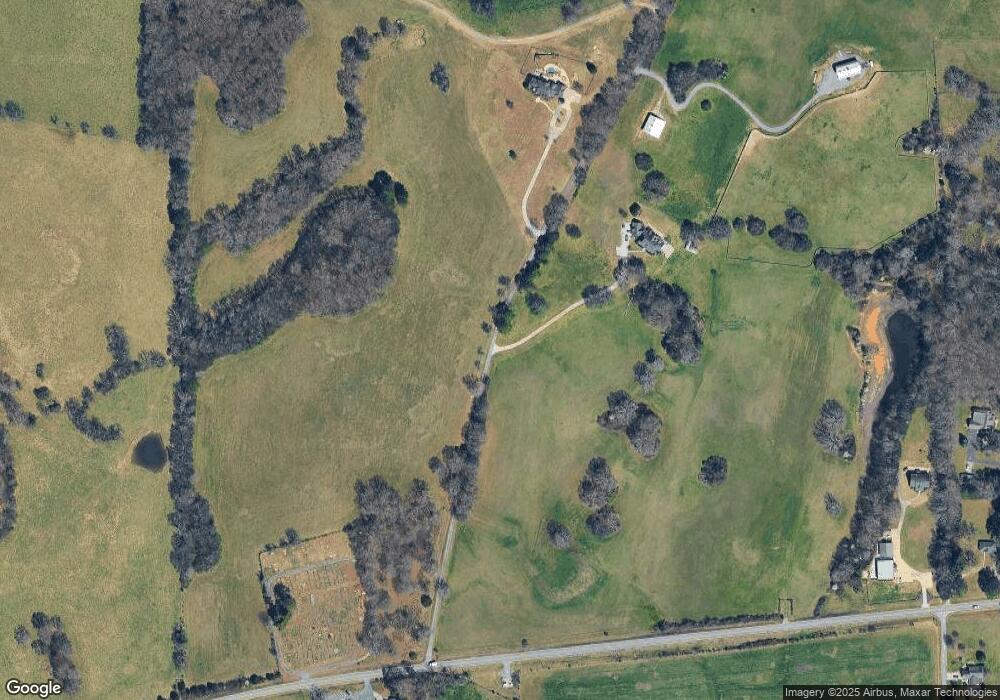 278 J Slagle Rd NE, Calhoun, GA 30701 - photo 1