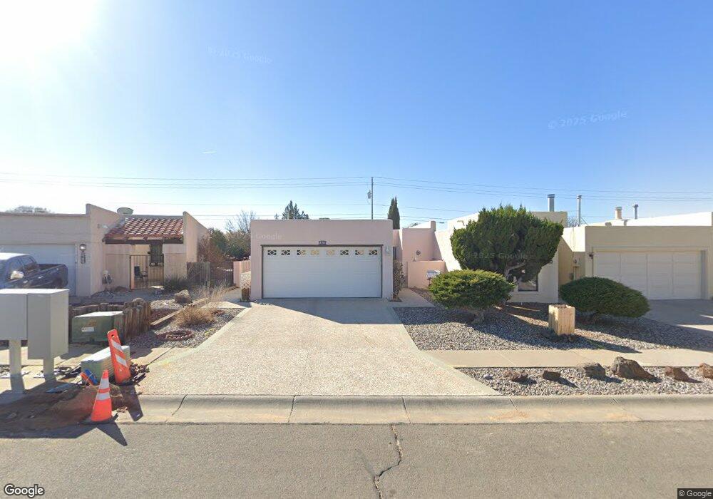 5709 Elmwood Dr NE, Albuquerque, NM 87109 - photo 1