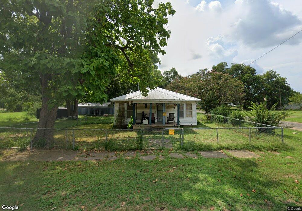 500 S E St, Hugo, OK 74743 - photo 1