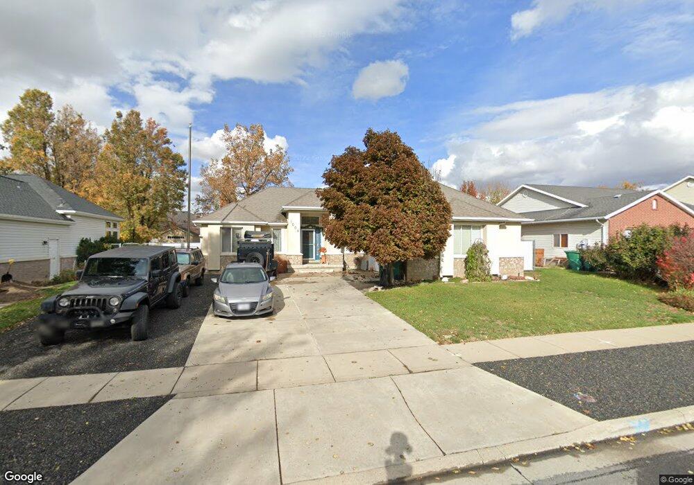 1004 W 400 S, Layton, UT 84041 - photo 1