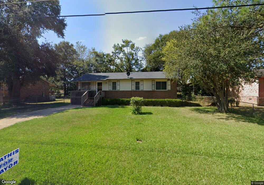 1515 Mcarthur St, Albany, GA 31701 - photo 1