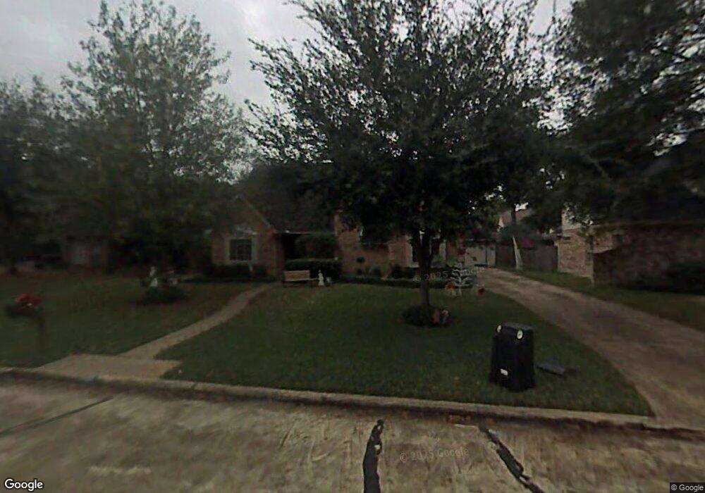 7607 Mauna Kai Dr, Houston, TX 77095 - photo 1