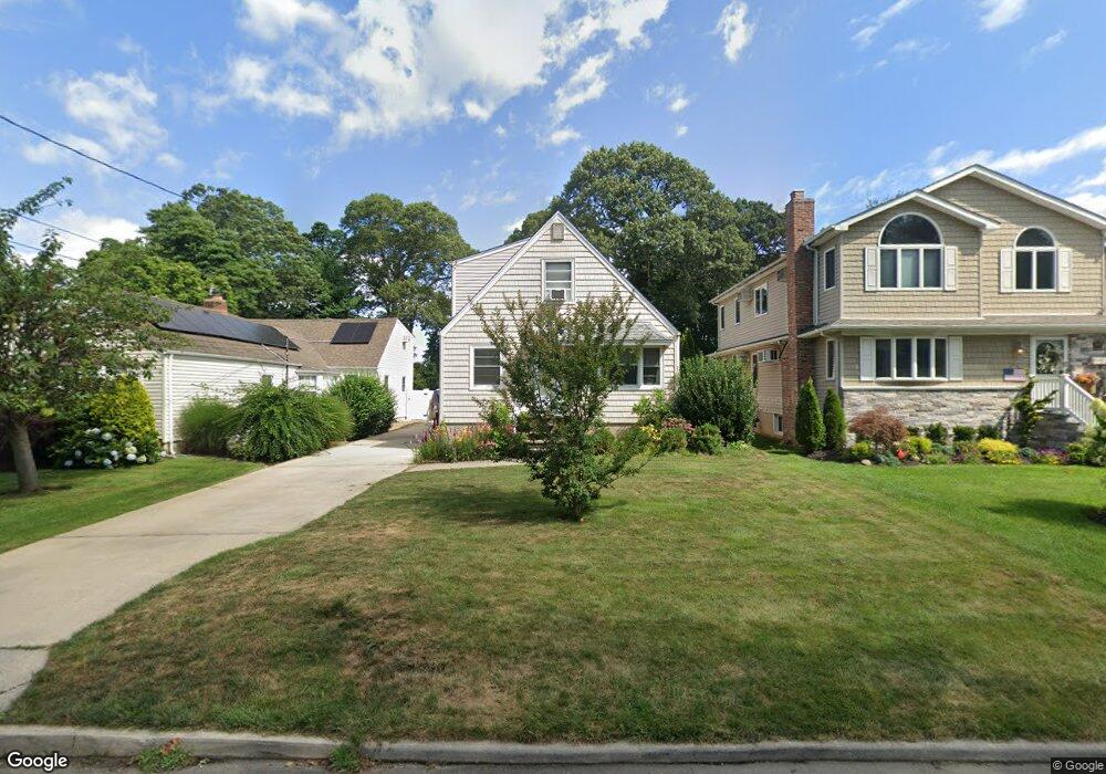 2941 Ewell Place, Wantagh, NY 11793 - photo 1