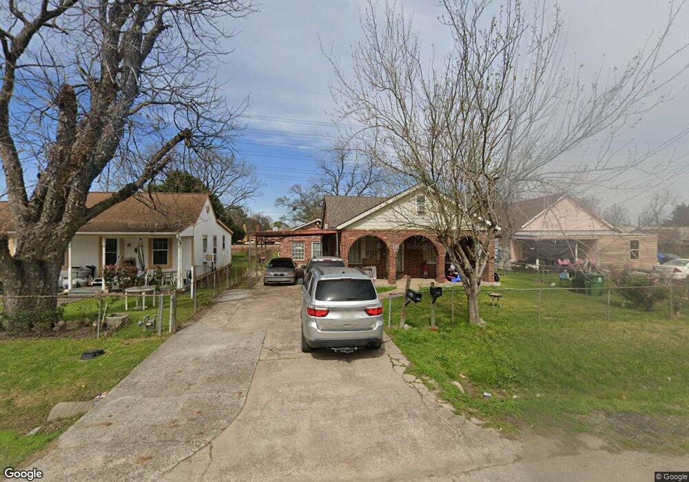 2409 Creston Dr, Houston, TX 77026 - photo 1