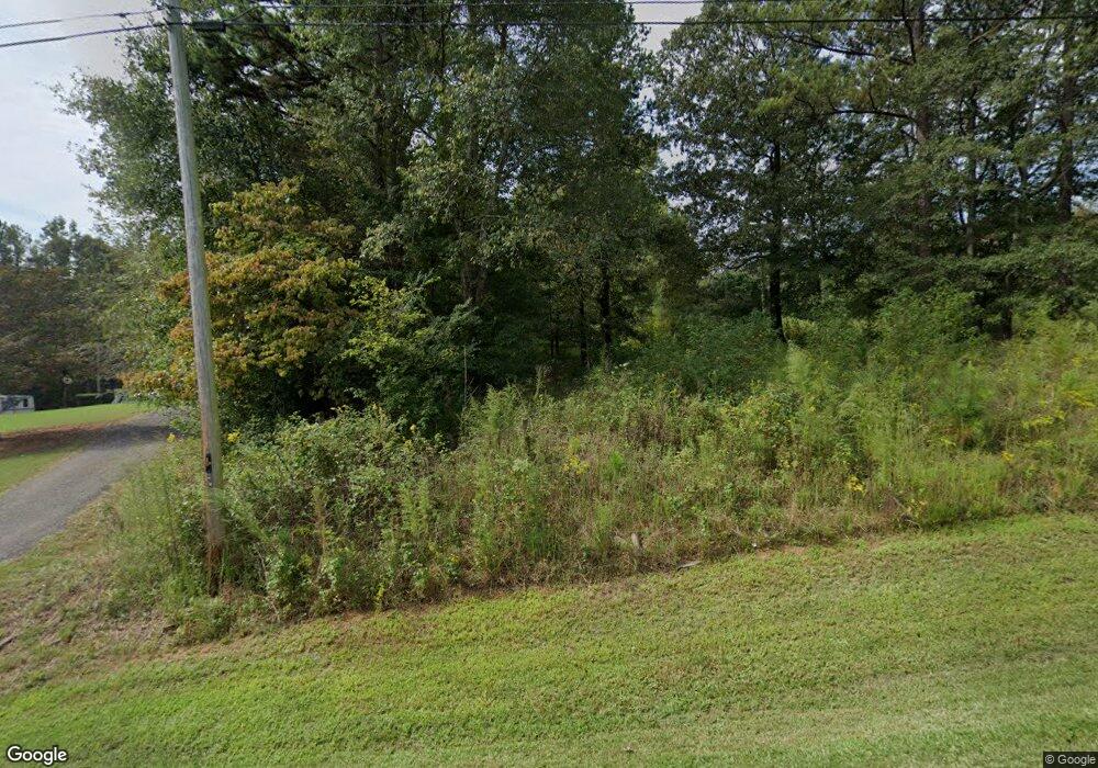 884 Brookside Dr, Winder, GA 30680 - photo 1