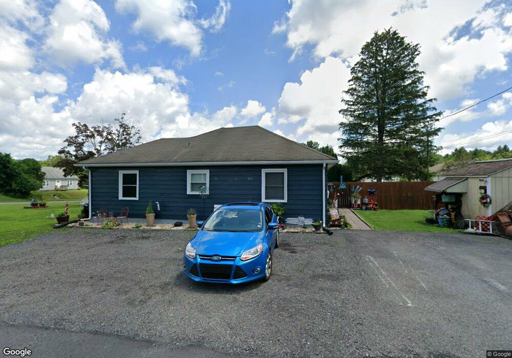 35 Wayne Ave, Tamaqua, PA 18252 - photo 1