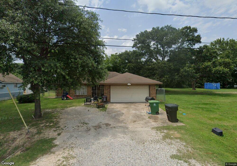 860 Ringold St, Houston, TX 77088 - photo 1