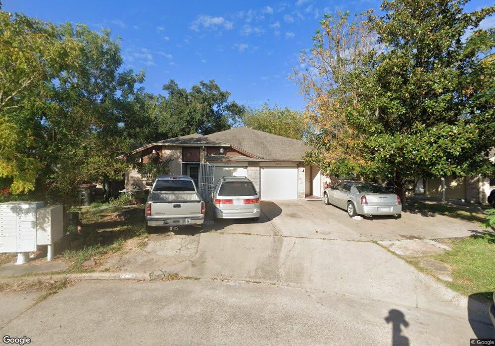 10019 Lasaber Ct, Houston, TX 77038 - photo 1