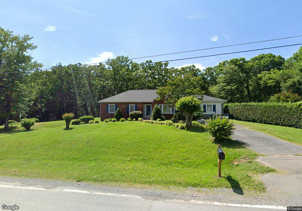 1062 Southmont Dr, Asheboro, NC 27205 - photo 1