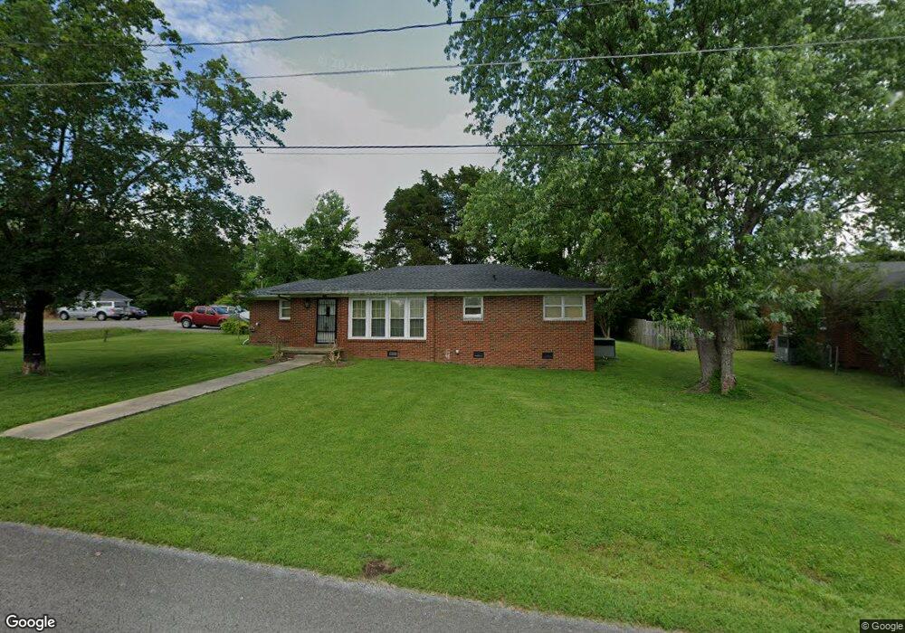 132 Horseshoe Dr, Shelbyville, TN 37160 - photo 1