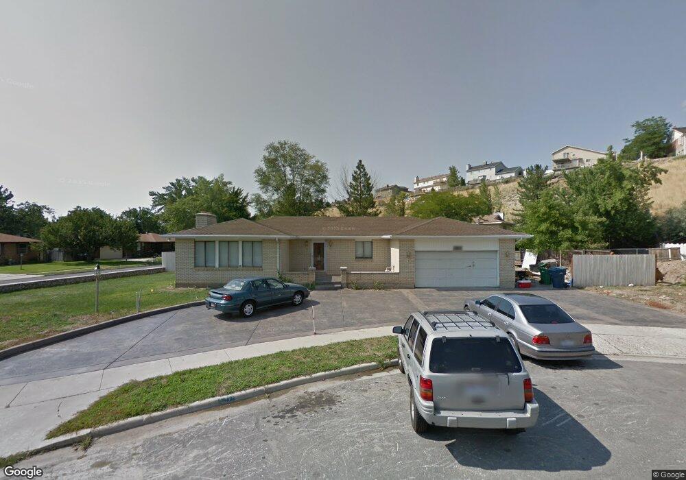 1649 Nichole Cir, Sandy, UT 84093 - photo 1