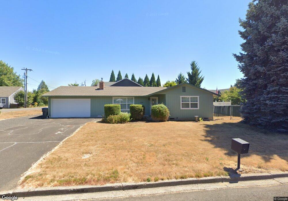1215 S Mason St, Carlton, OR 97111 - photo 1