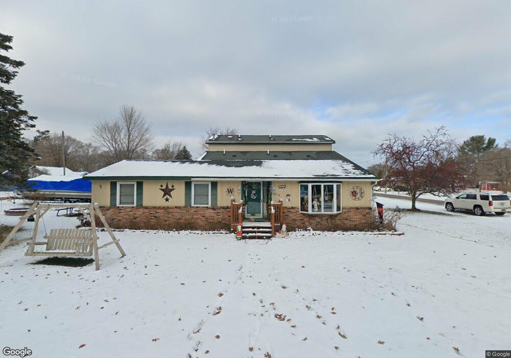 604 Pierce St, Oscoda, MI 48750 - photo 1