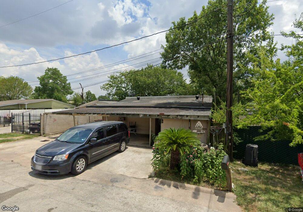 13722 Victoria St, Houston, TX 77015 - photo 1