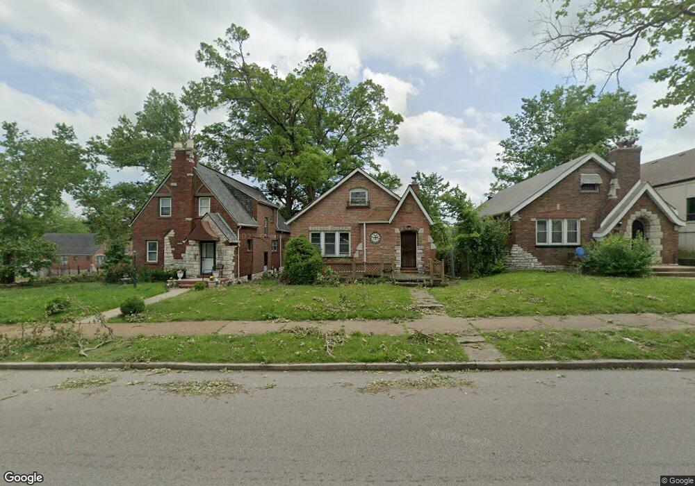 4482 Bircher Blvd, Saint Louis, MO 63115 - photo 1