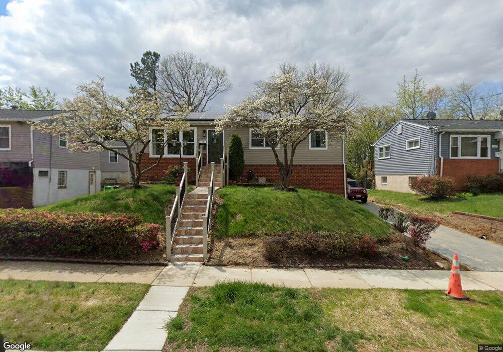 1105 Stratwood Ave, Oxon Hill, MD 20745 - photo 1