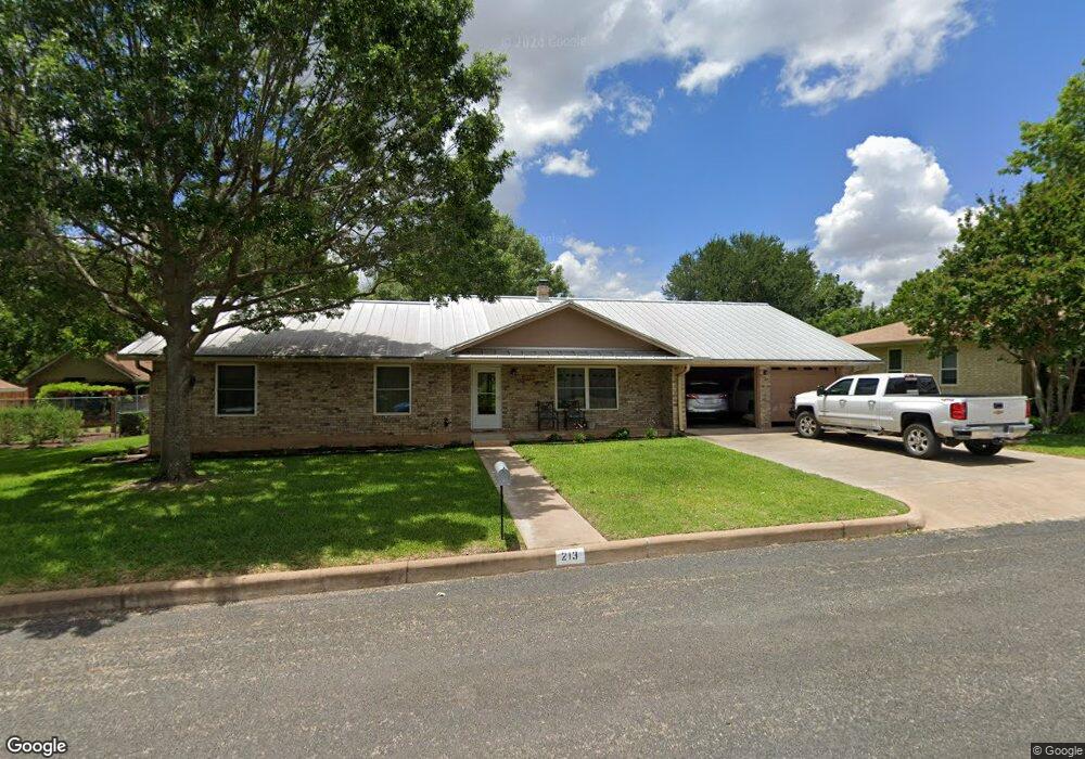 213 W Driftwood Dr, Fredericksburg, TX 78624 - photo 1