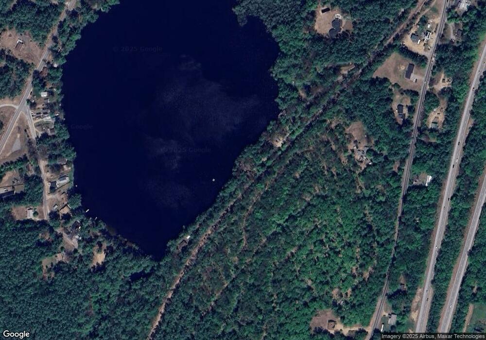 58 E Side Rd, Tilton, NH 03276 - photo 1