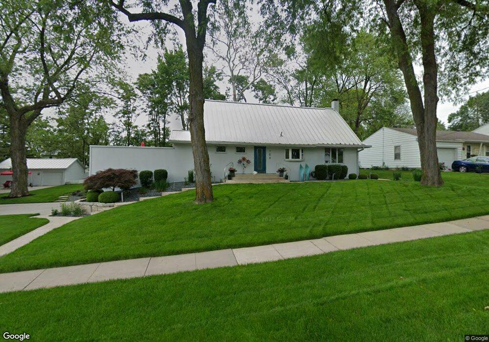 703 Mckinley Ave, Des Moines, IA 50315 - photo 1