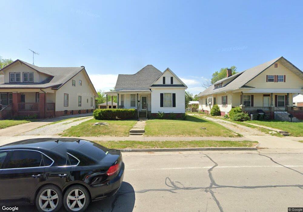 912 W Rollins St, Moberly, MO 65270 - photo 1