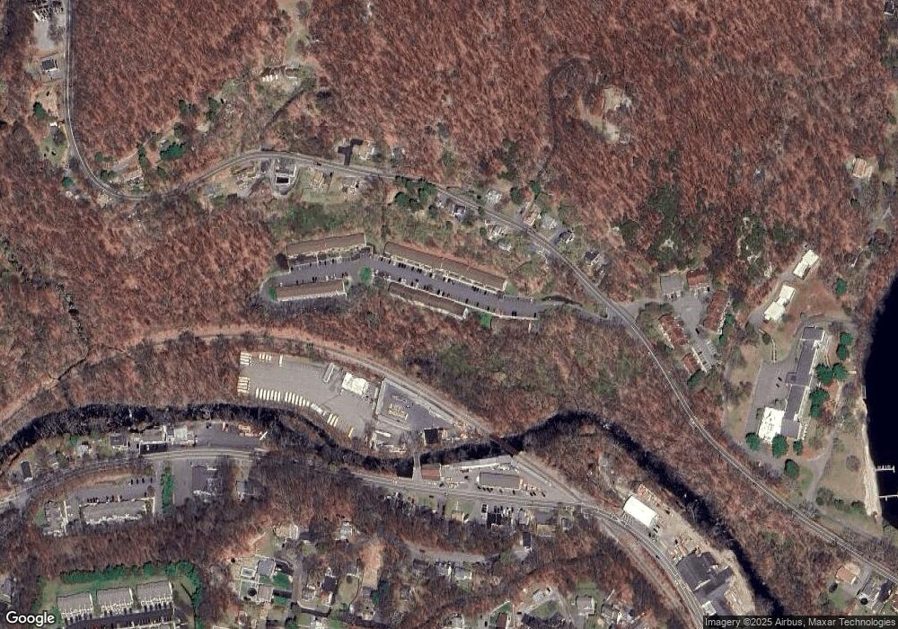 17 Treetop Ct, Bloomingdale, NJ 07403 - photo 1