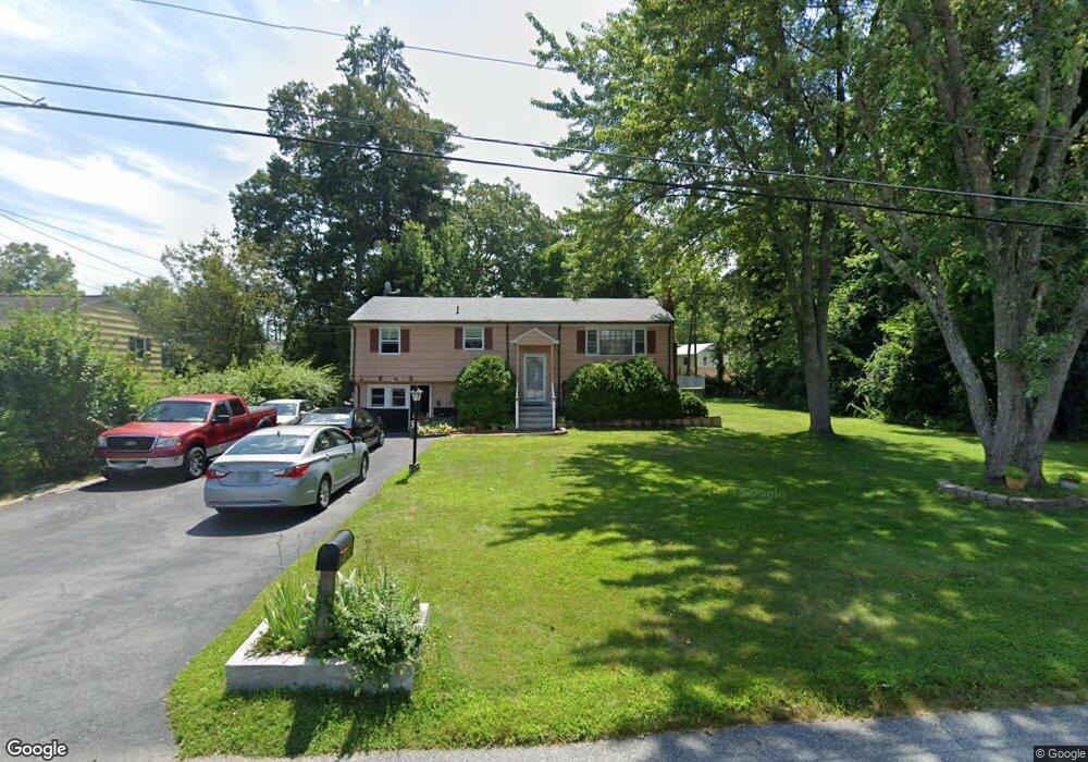 4 Kurt Rd, Salem, NH 03079 - photo 1