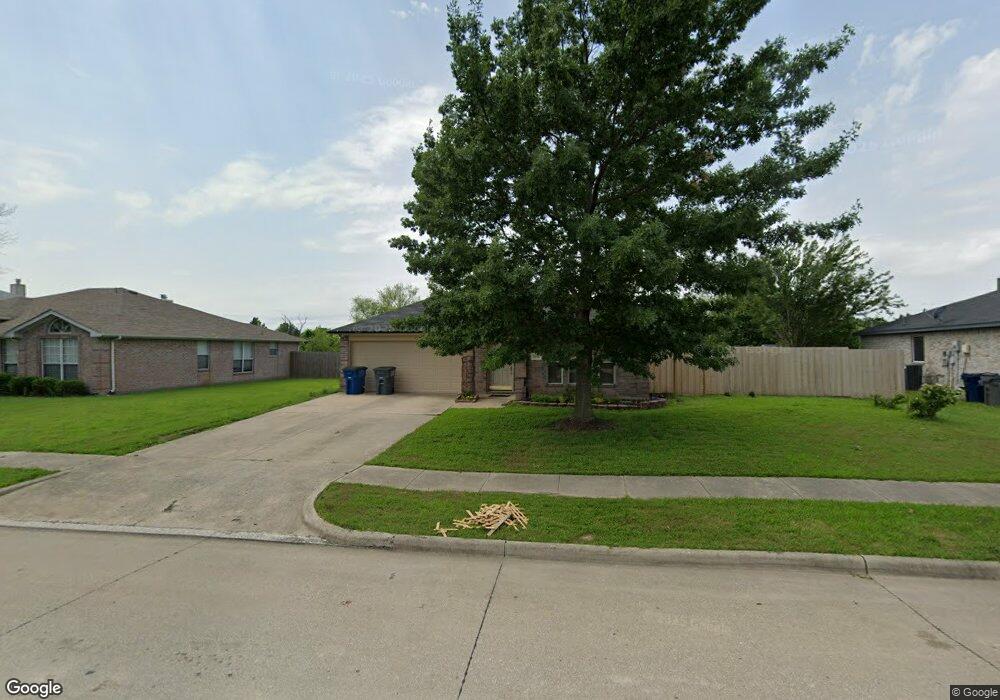 1016 Canyon Lake Dr, Wylie, TX 75098 - photo 1