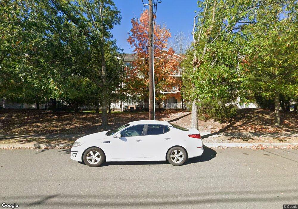 165 Liddle Ave, Edison, NJ 08837 - photo 1