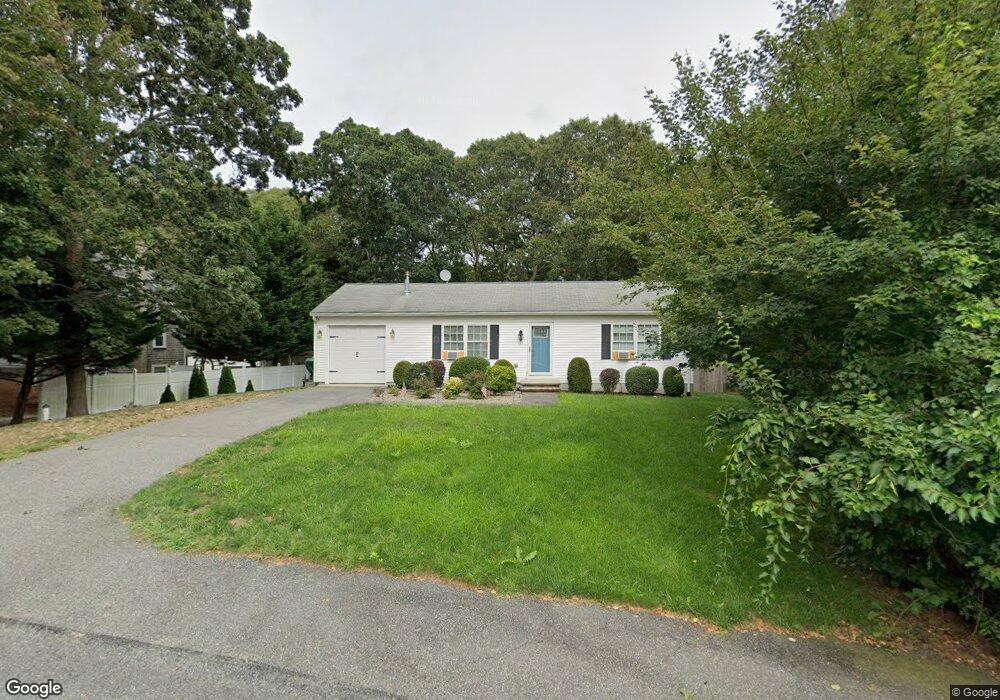 2 Hosking Ln, South Yarmouth, MA 02664 - photo 1